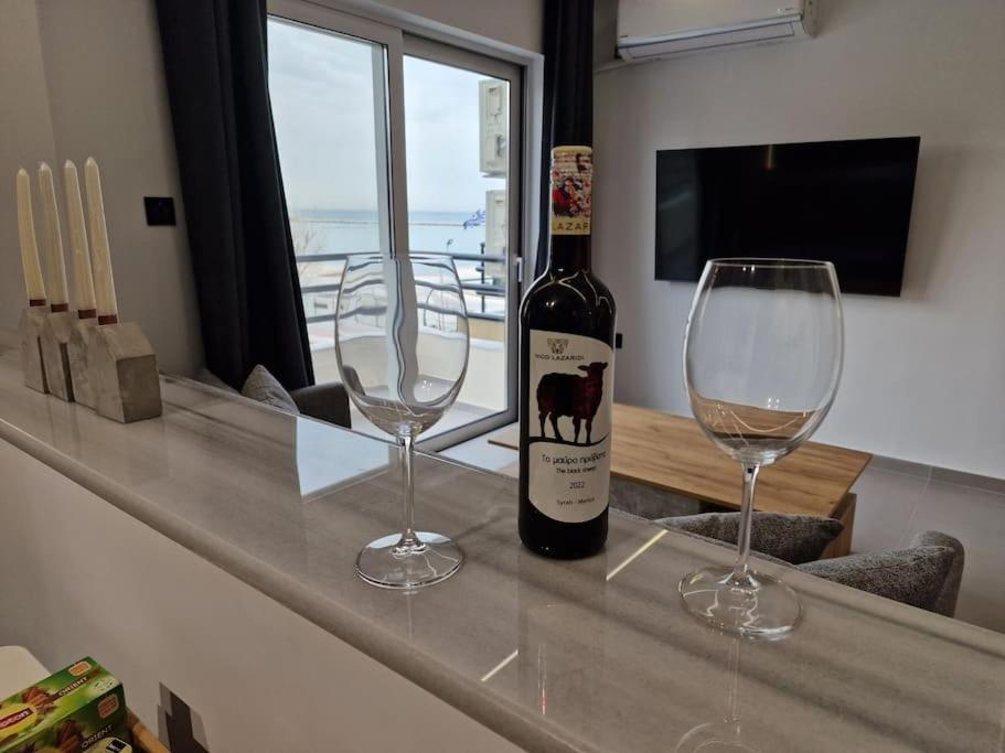 Patras Blue Sea And Sky Deluxe Apartment Εξωτερικό φωτογραφία